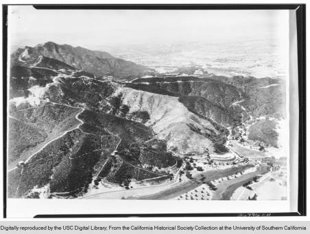Griffith_Park_after_the_fire_showing_the_Santa_Monica_Mountains_October_4_1933